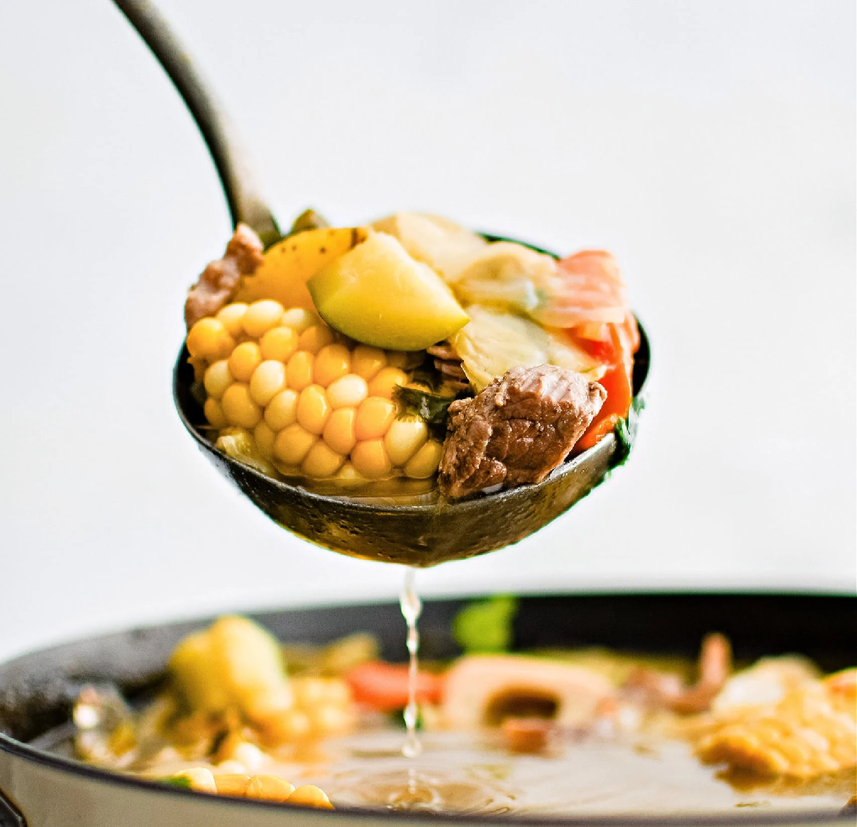 Caldo de Res（墨西哥牛肉湯）