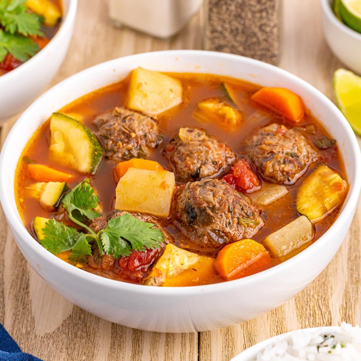Albondigas墨西哥肉丸湯食譜